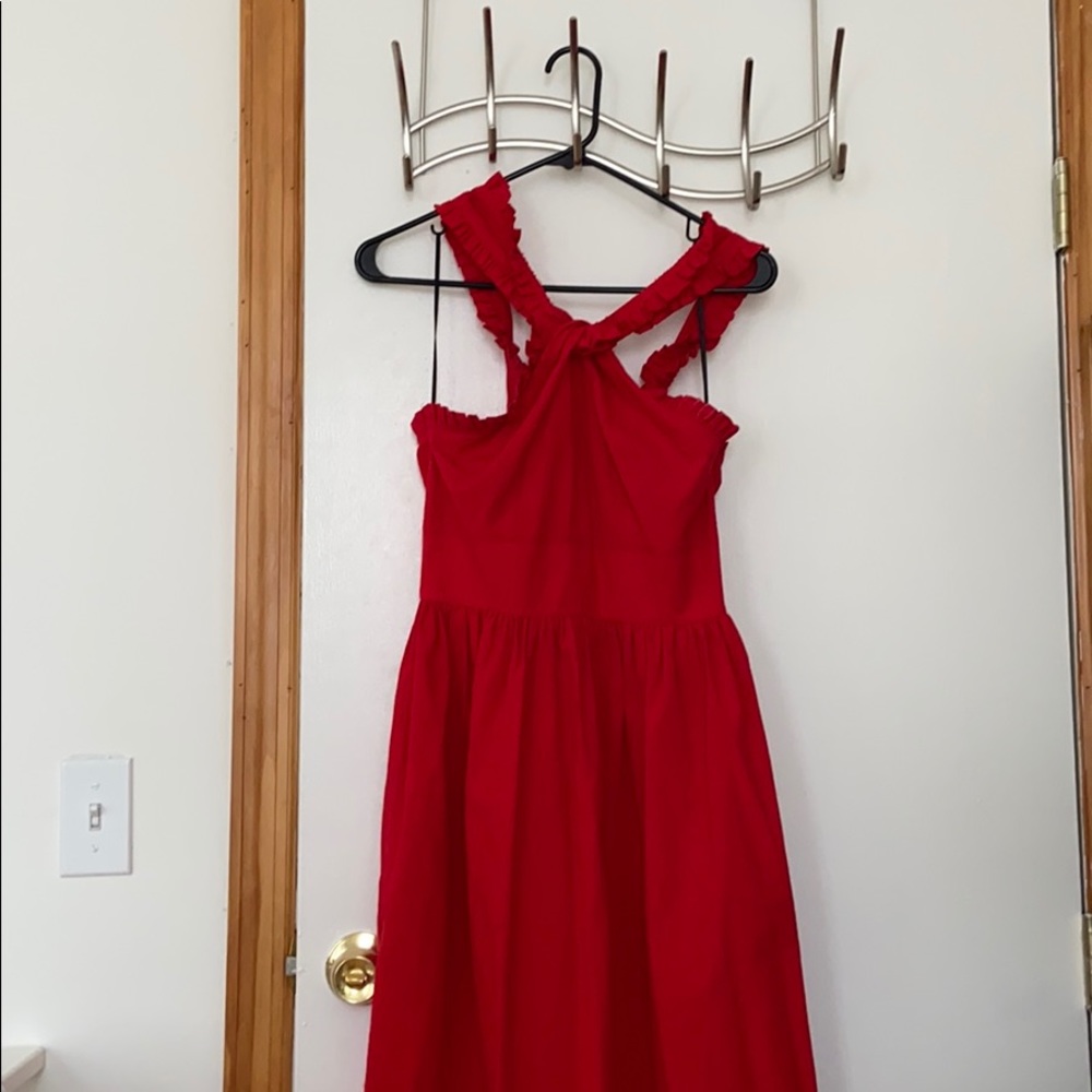 Red dress H&M trend collection